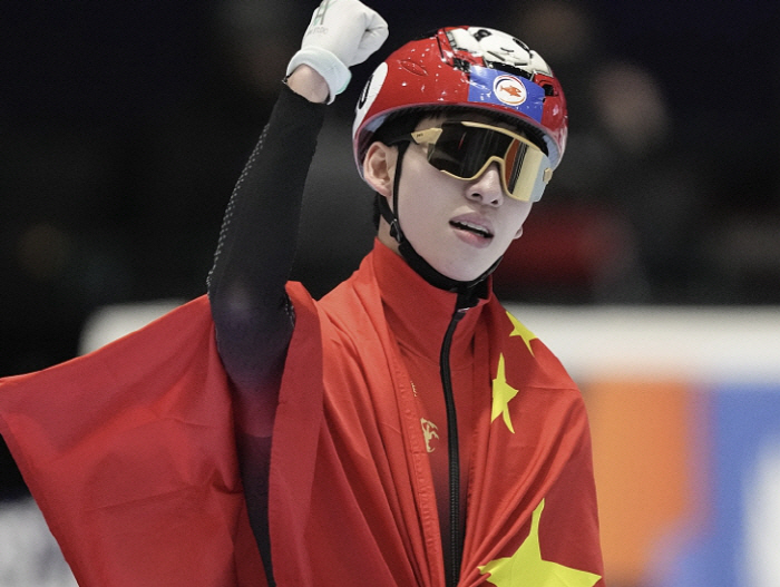 "중국 정말, 정말 감사합니다" '中 슈퍼스타답다' 린샤오쥔, SNS에 …