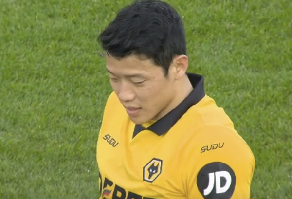 "황희찬 부상, 올 시즌 전반전 최고의 활약" 선 넘은 울버햄튼팬의 조롱…