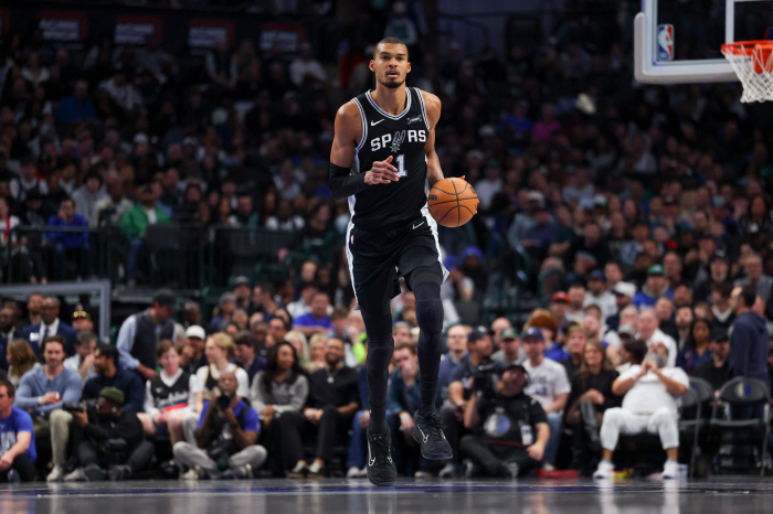 드디어! OKC 아성이 무너졌다. "현 시점 최고팀은 산왕!" 웸반야마 위력 극대화, SGA는 개점 휴업 중