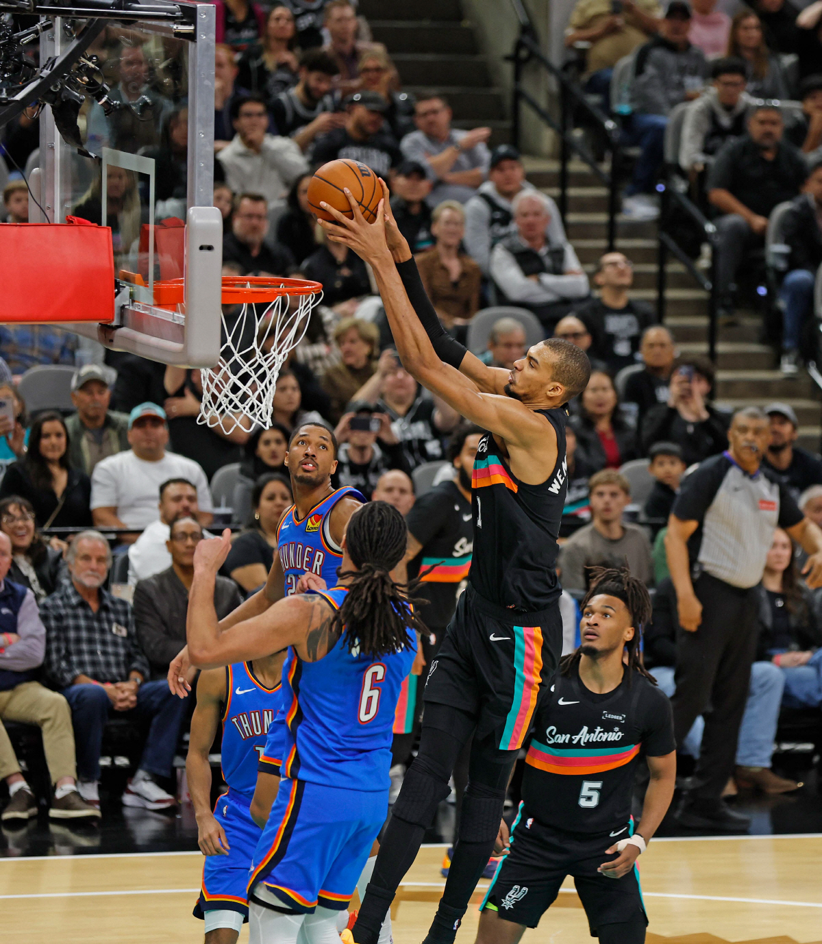 드디어! OKC 아성이 무너졌다. "현 시점 최고팀은 산왕!" 웸반야마 …