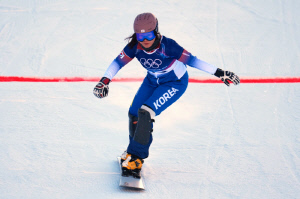 [밀라노 LIVE]'1분40초55' 스노보드 여자 평행대회전 정해림, 세 번째 올림픽도 예선탈락...32명 중 31위