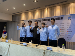 'PO 돌풍' 노리는 천안시티…박진섭 감독 