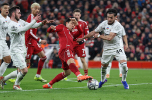 '일본 주장도 중국 가지 않는다' 리버풀 엔도 中 상하이행은 SNS발 루머, 구단 