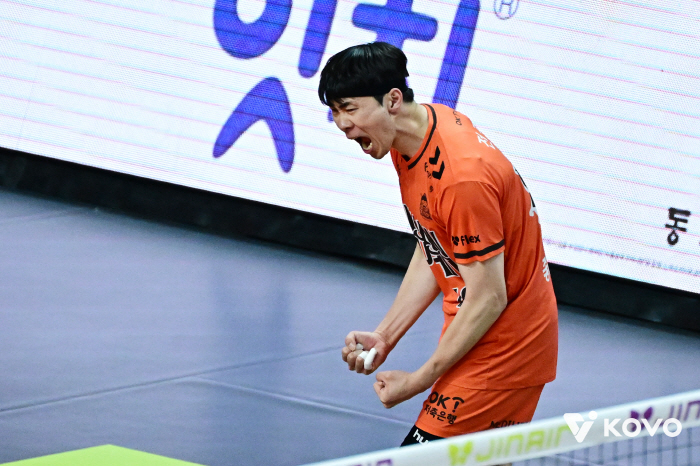 "3대0 경기 드문데…" 이긴 순간 웃지 못한 '근성', 이러니 사령탑도 "잘 데려왔다" 한다