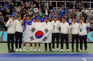 '1-2→3-2' 권순우가 불씨 살리고, 정현이 대역전극 방점…韓, 아르헨 꺾고 데이비스컵 2R 진출 쾌거