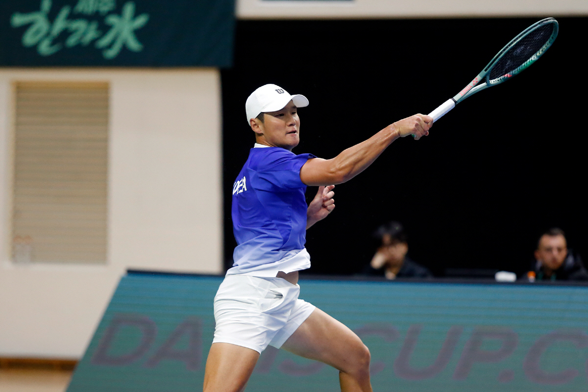 '1-2→3-2' 권순우가 불씨 살리고, 정현이 대역전극 방점…韓, 아르…