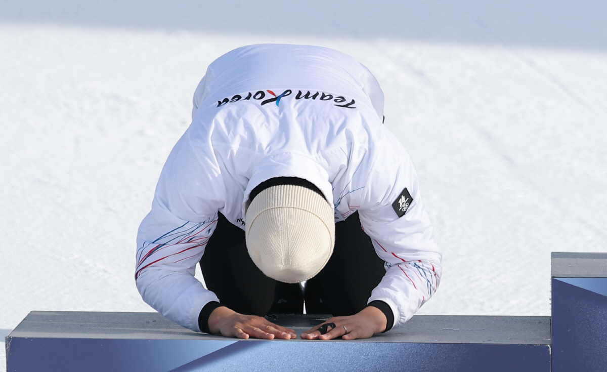 [밀라노 스토리]"하늘이 점지해준 은메달" 김상겸은 누구? 막노동까지 했…