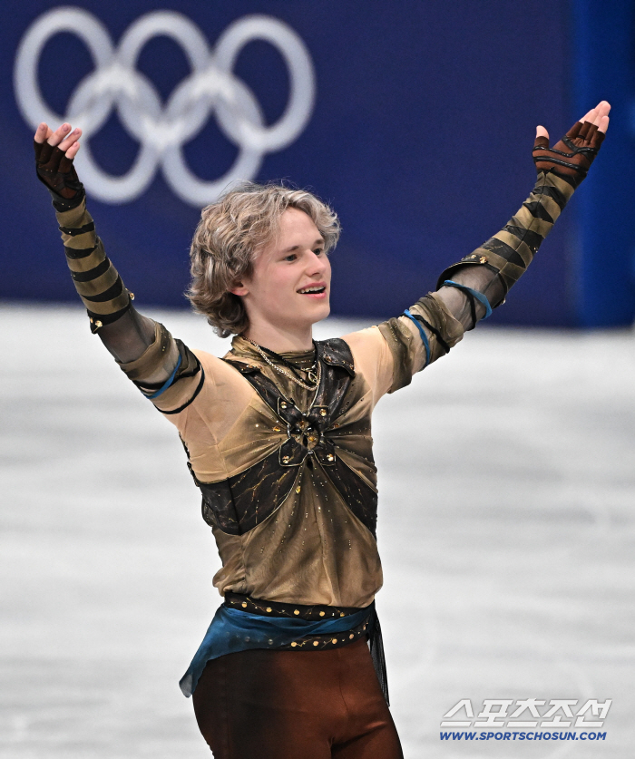 50년 만에 선보인 '금단의 기술'→日 피겨 왕자에 굴욕패...'쿼드갓' 선언했다, "COMING SOON"