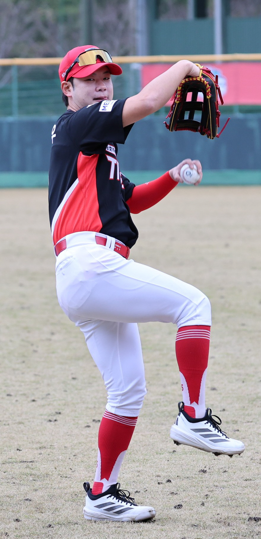 '팬한테 욕설' KIA 망쳐 자책했다…"아빠 얼굴 못 들고 다니겠다고, …