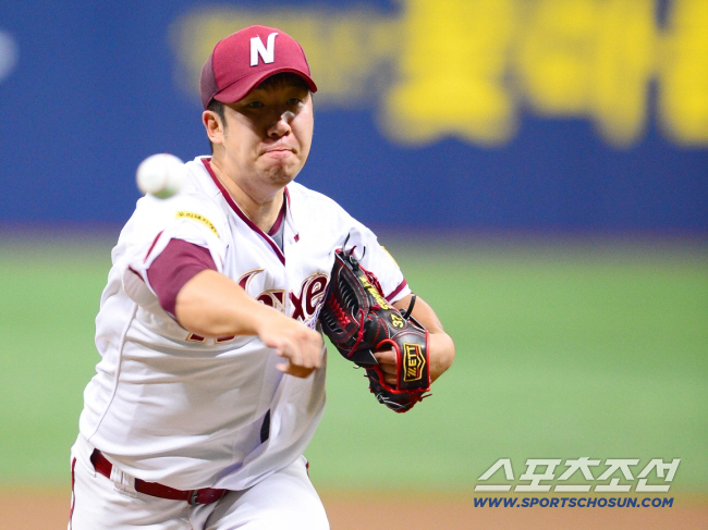 야구가 뭐라고, 소변에 손가락 담궜었다...미래 좌완 에이스 왜 네일샵 …