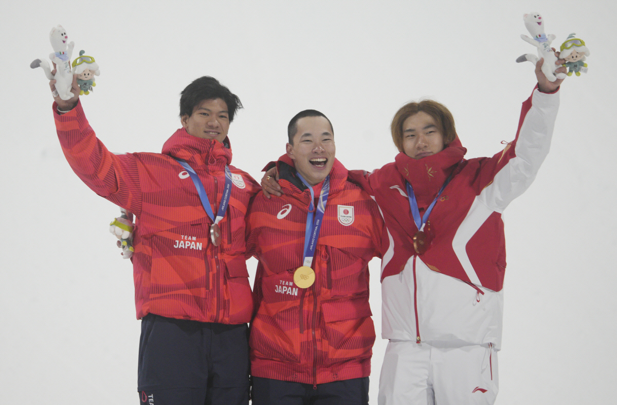 "대충격!" 日, 금메달 목에 걸고도 비난 폭발 "지루하다, 지루해"…"…