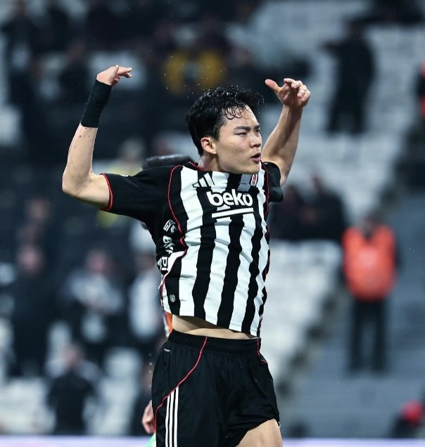 '韓 축구 초대박, 데뷔전 불타올랐다' '240억 신무기' 오현규 'PK…
