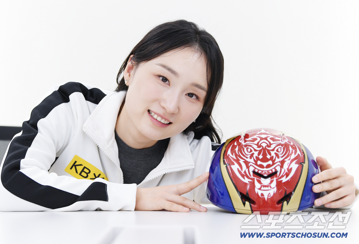 [밀라노 현장]"웃으며 마무리하고 싶다" 최민정, 혼성 계주 1번 주자 …