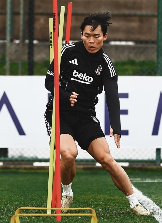 "데뷔전부터 미친 오버헤드킥! 역시 오현규" 베식타스 이적 나흘 만에 황…
