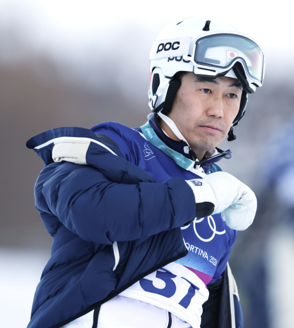 "억울합니다, 정말 억울합니다" 일본 부정행위 실격! 동계올림픽 1호 대…