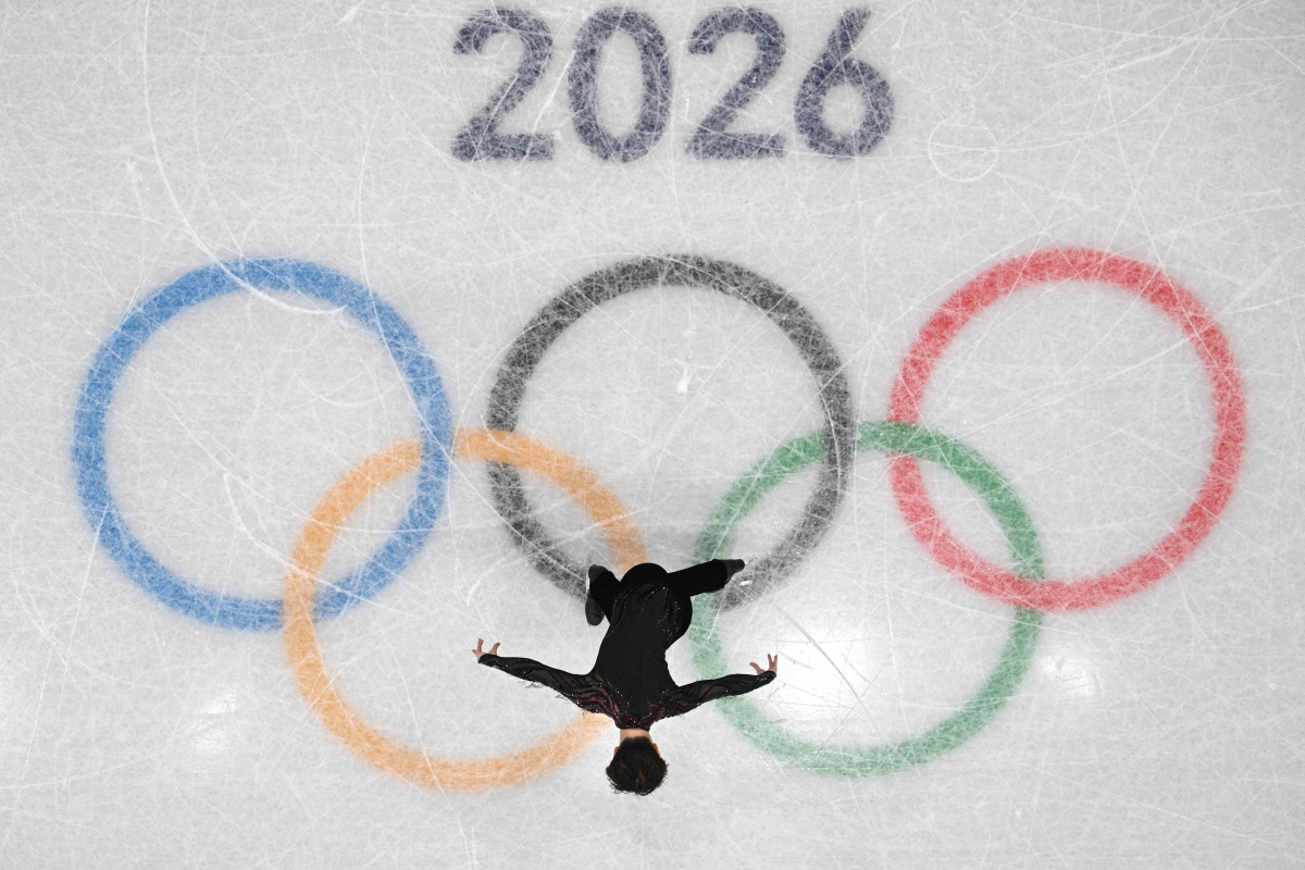 "죄송합니다, 정말 죄송합니다" 日 결국 눈물 펑펑…'피겨 에이스' 개인…