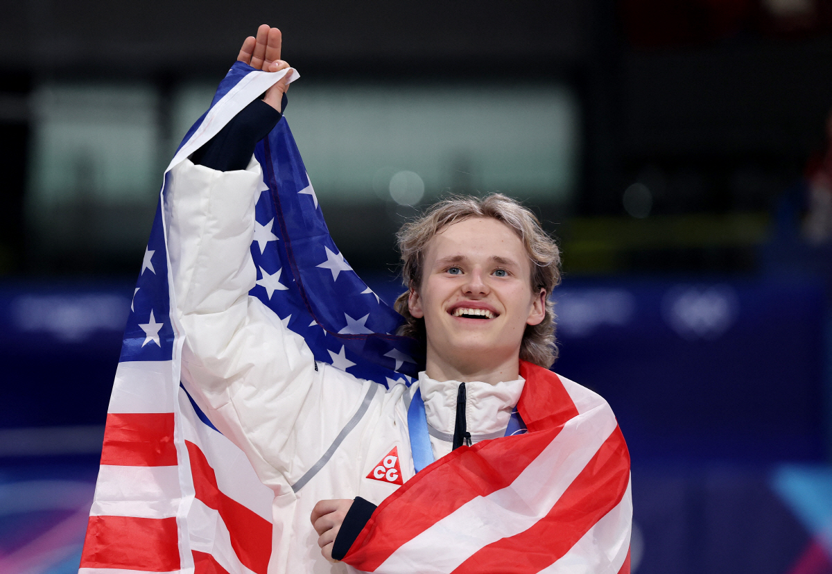 "죄송합니다, 정말 죄송합니다" 日 결국 눈물 펑펑…'피겨 에이스' 개인…