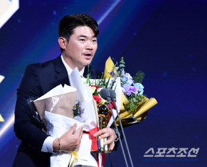 박찬호-임창용 뛰어 넘은 대기록, 이 선수가 쓴다고? 감독도 믿지 못했다