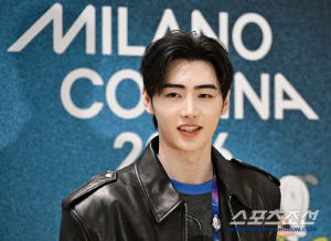 밀라노 외신 기자, 자원봉사자 '흥분' 엔하이픈 성훈, 밀라노 미디어센터 방문에 미디어 지원 '순간 마비'[밀라노현장]