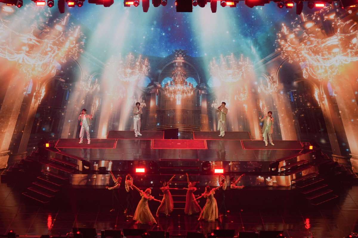 포레스텔라, 부산서 전국투어 피날레…웅장한 하모니→세계관