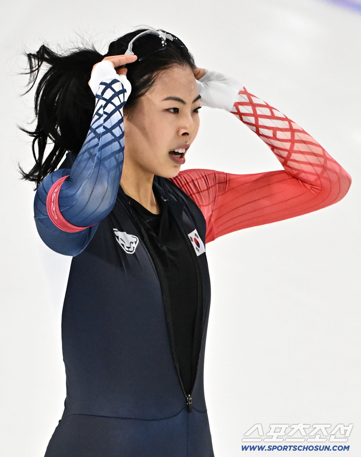 "34년만의 최고랭킹!" '2005년생 빙속신성' 이나현, 첫 올림픽서 …