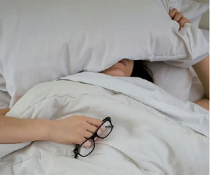 긴 겨울밤, 잠 이루지 못하면 '이것' 점검해야