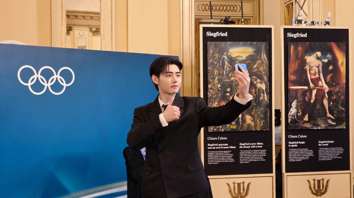 엔하이픈 성훈, 스포츠-K팝 가교 역할 톡톡…올림픽 성화 봉송→경기 응원…