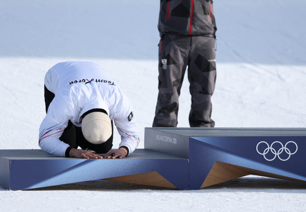 [귀국인터뷰]4수만에 첫 메달 딴 김상겸 '은의환향', "포상금 2억원이…