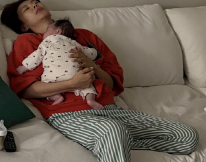 '아들상 후 득녀' 성현주, 둘째 육아 소회 전했다 