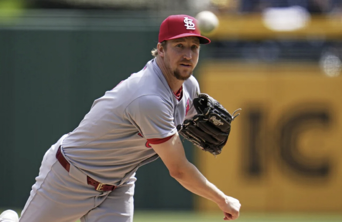 3년 연속 100패팀에 또 뛰어든 13패 투수, 페디-CHW와 1년 계약…