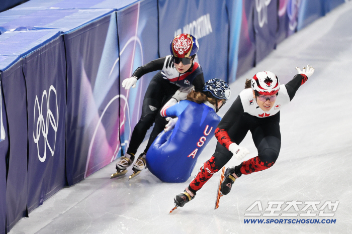 이럴 수가! 美 물귀신에 당했다...불운한 충돌, 충격의 韓 혼성계주 '4년 전에 이어 또 노메달'