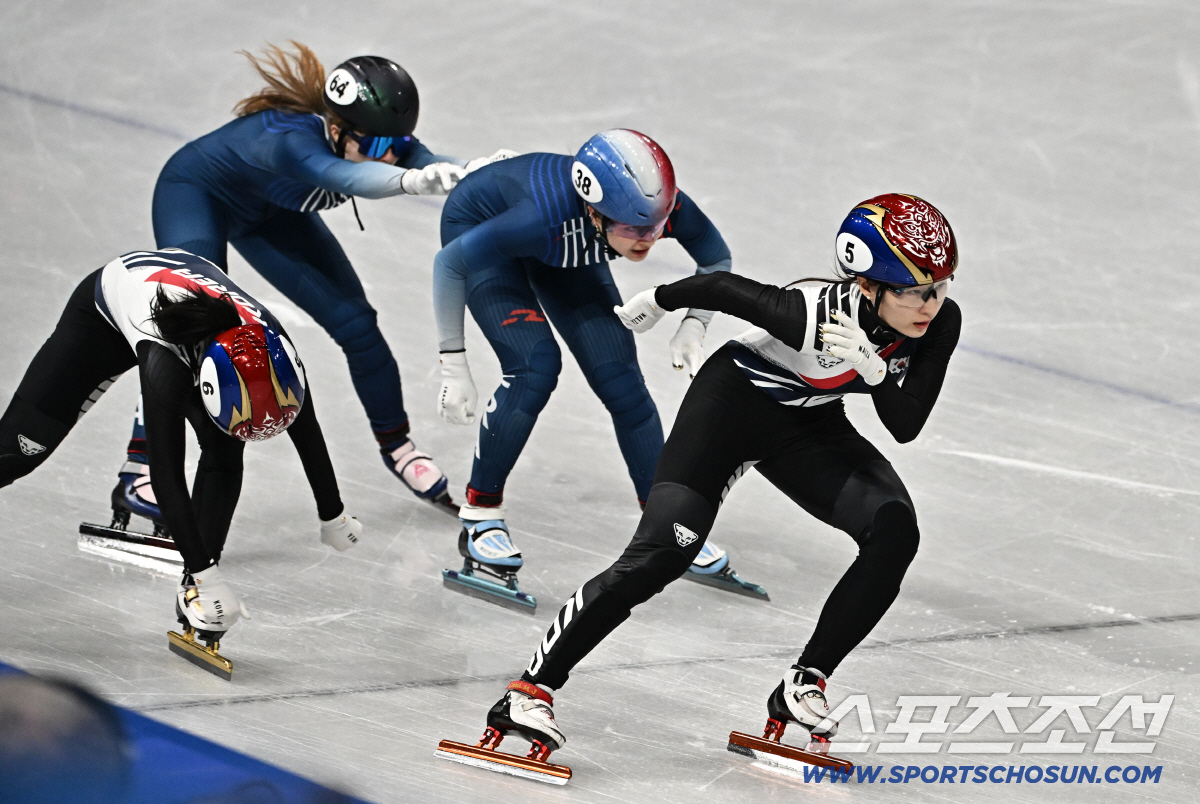 [밀라노 LIVE]'밀라노에 떨어진 美 폭탄' 하필 韓 쇼트트랙 앞이었다…