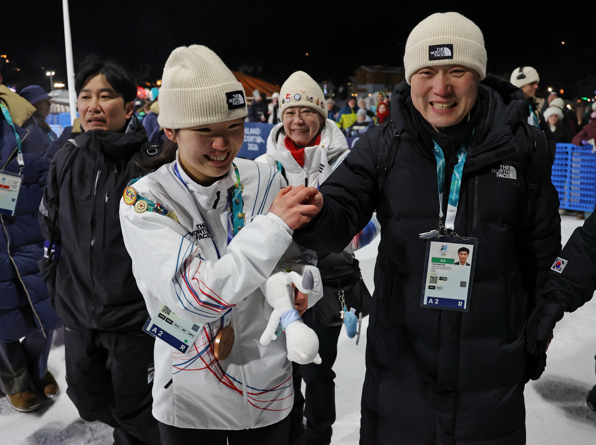 "보드 왜 던져?" 日 황당 분노 폭발…韓 18세 '스노보드 천재' 유승…