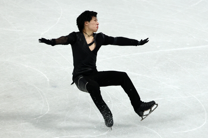 [밀라노 LIVE]"차원이 다르다!" '쿼드갓' 일리야 말리닌 또또 백플립 미쳤다, '금메달 빼앗겼다' 日 3인방 압도하며 전체 1위