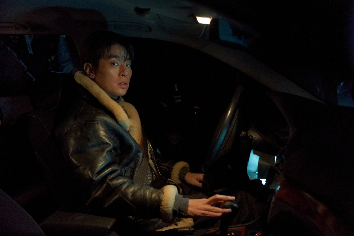 [공식] "두쫀쿠보다 쫀득한 첩보 액션"…'휴민트', 5일 연속 전체 예…