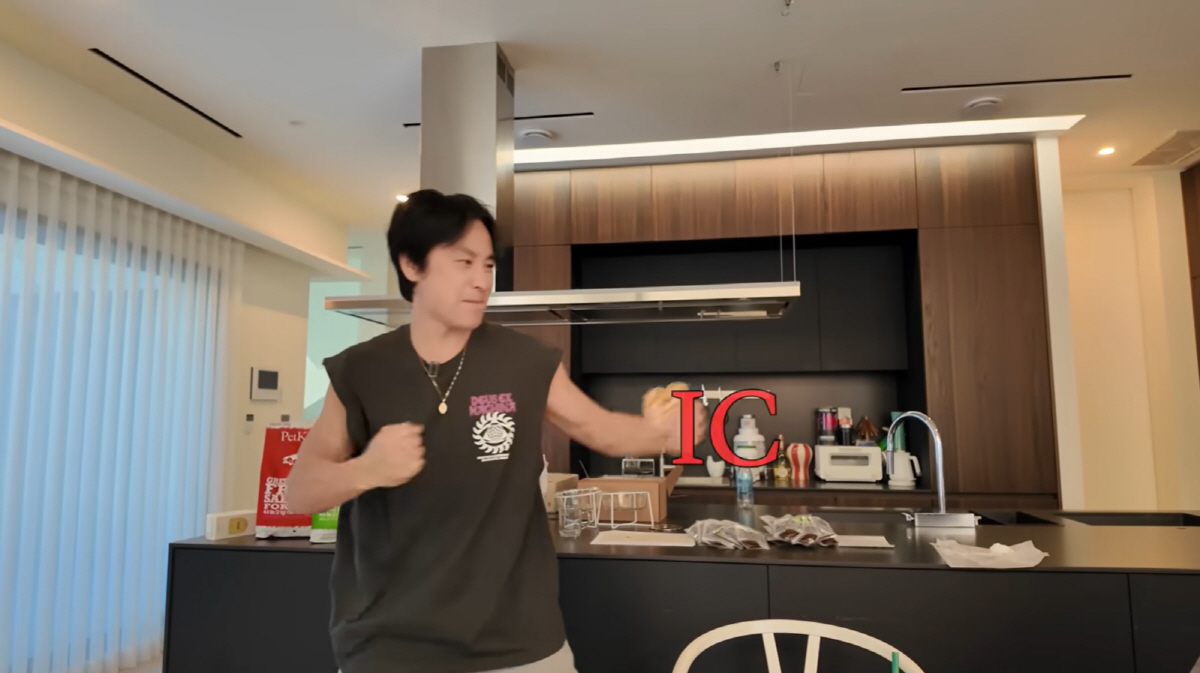 엄태웅 "♥윤혜진, 짜증 나면 일단 돌아서서 주먹부터"… 발칵 뒤집힌 폭…