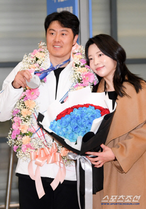 금메달 따면 얼마 받나요? 한국은 3억, 싱가포르는 무려 11억5천! 폴란드는 아파트까지! 기상천외 나라별 포상 방식