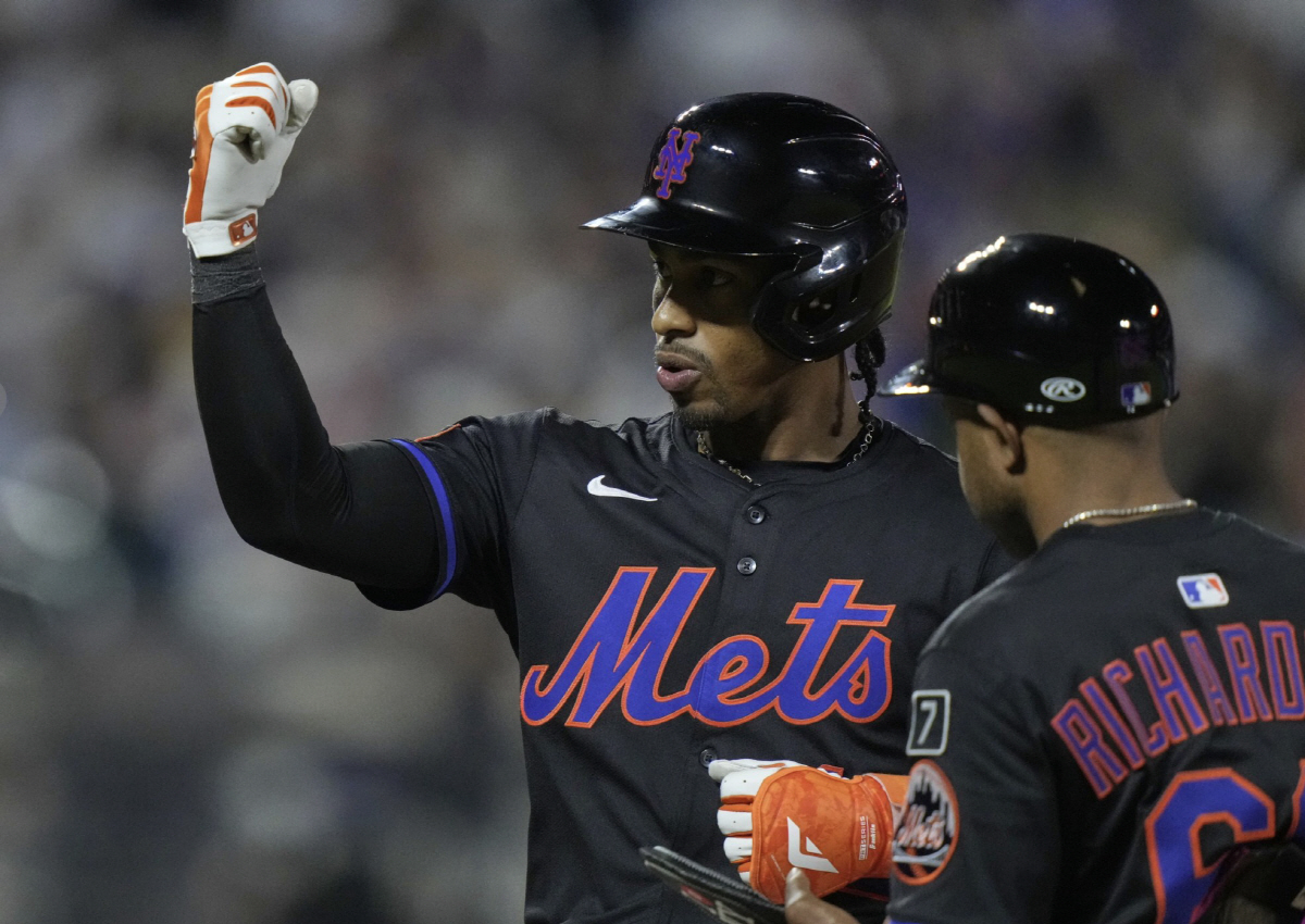 메츠 또 꼬이네! 1조1143억은 우익수 포기하고, 4967억 유격수는 …