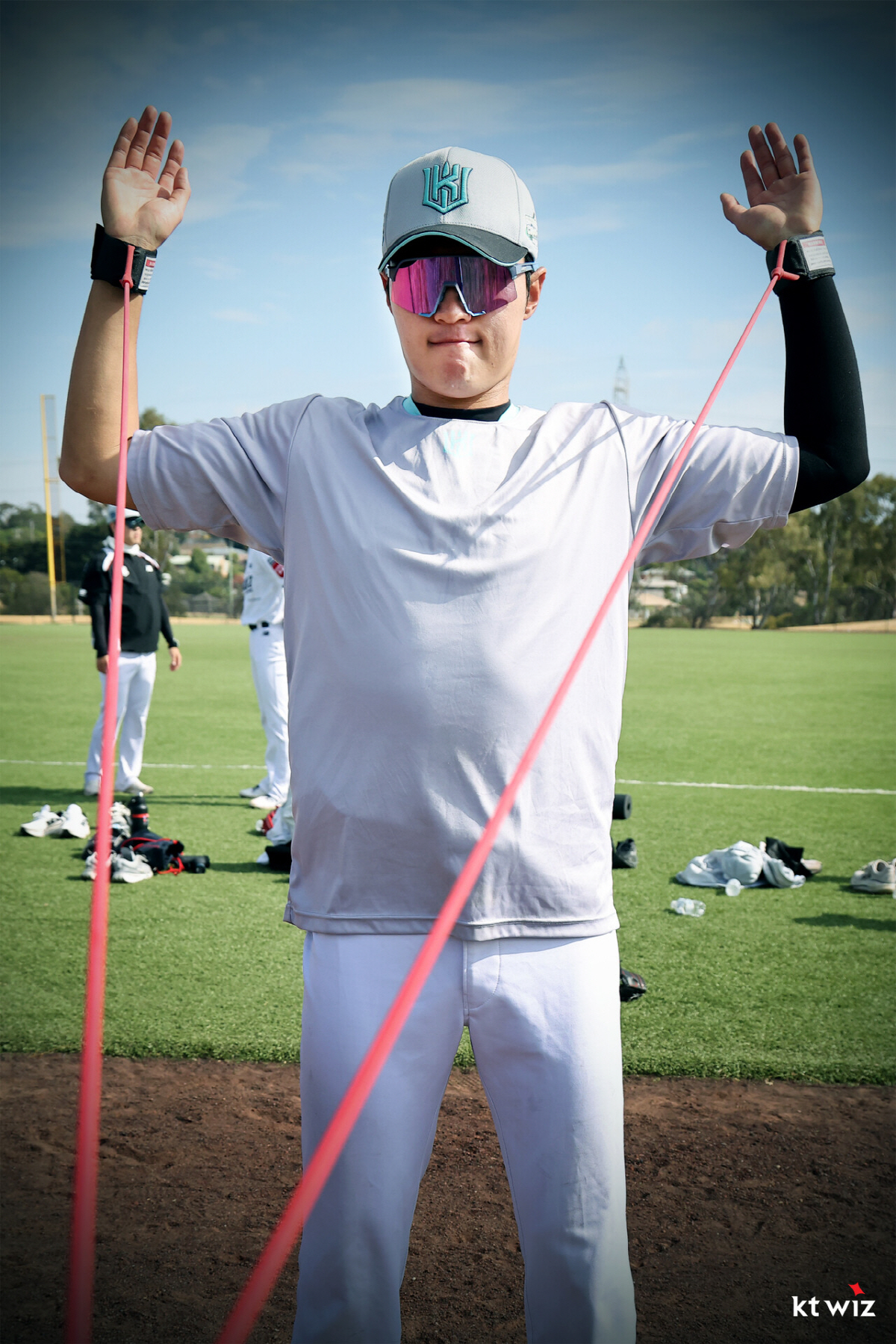 이게 되네? 1년에 3㎞씩 빨라진 직구 → 좌완 153㎞ 파이어볼러 변신…