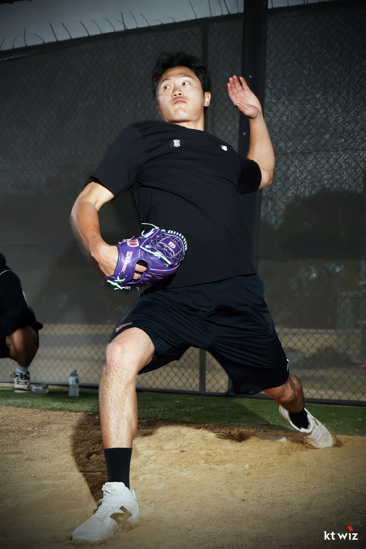 이게 되네? 1년에 3㎞씩 빨라진 직구 → 좌완 153㎞ 파이어볼러 변신…