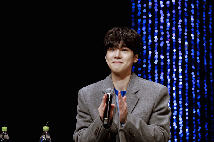 강유석, 日팬미팅 중 컨디션 난조..책임감으로 팬♥ 전했다