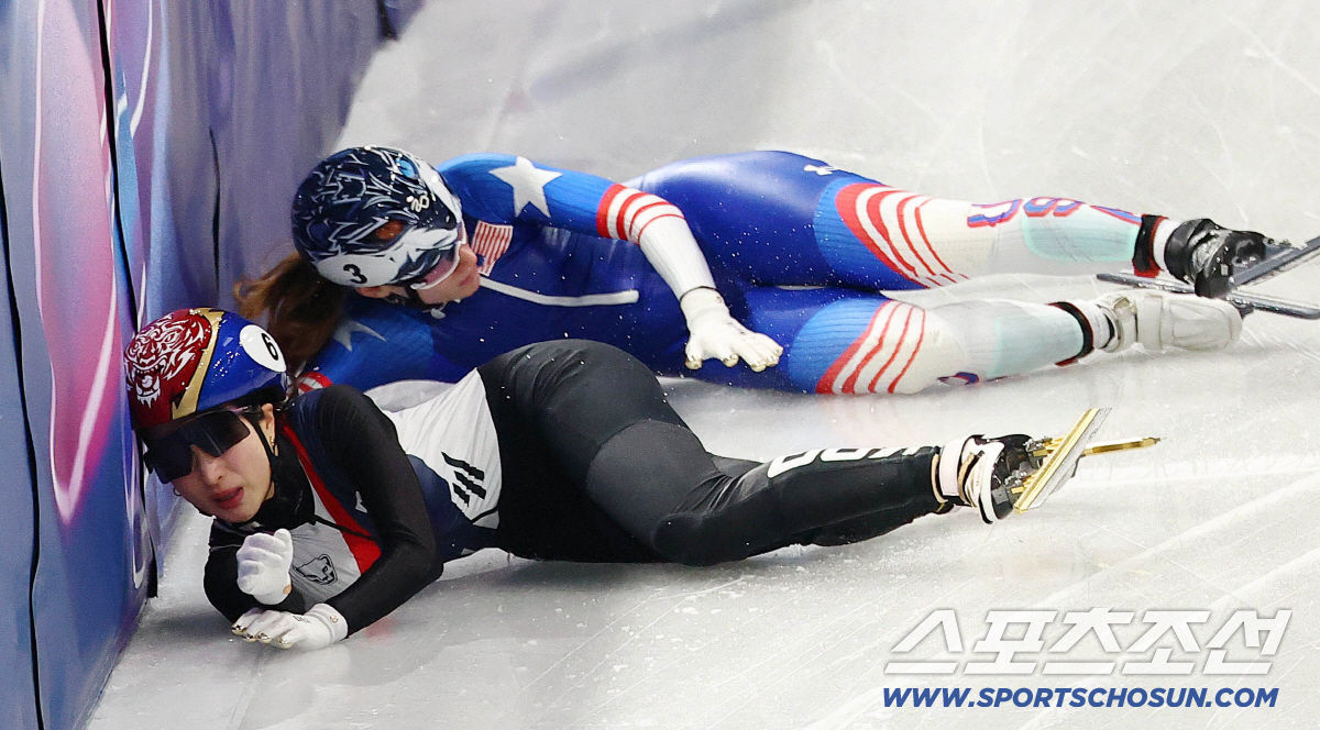 ‘충격’ 마른하늘에 날벼락...김길리 충돌, 눈물 삼킨 대한민국 혼성계주…