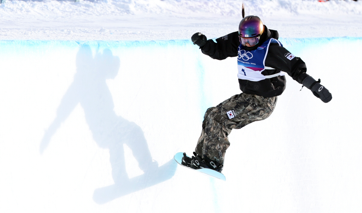 '몸 풀었다' 金 도전 최가온, 필살기 안쓰고도 '전체 6위'로 '예선 …