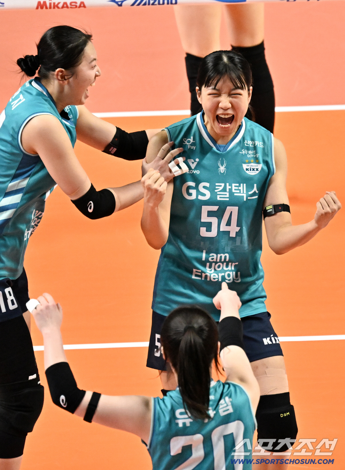 '실바 31득점 → 서브에이스 9개 융단폭격' GS칼텍스 4연승 질주…오…