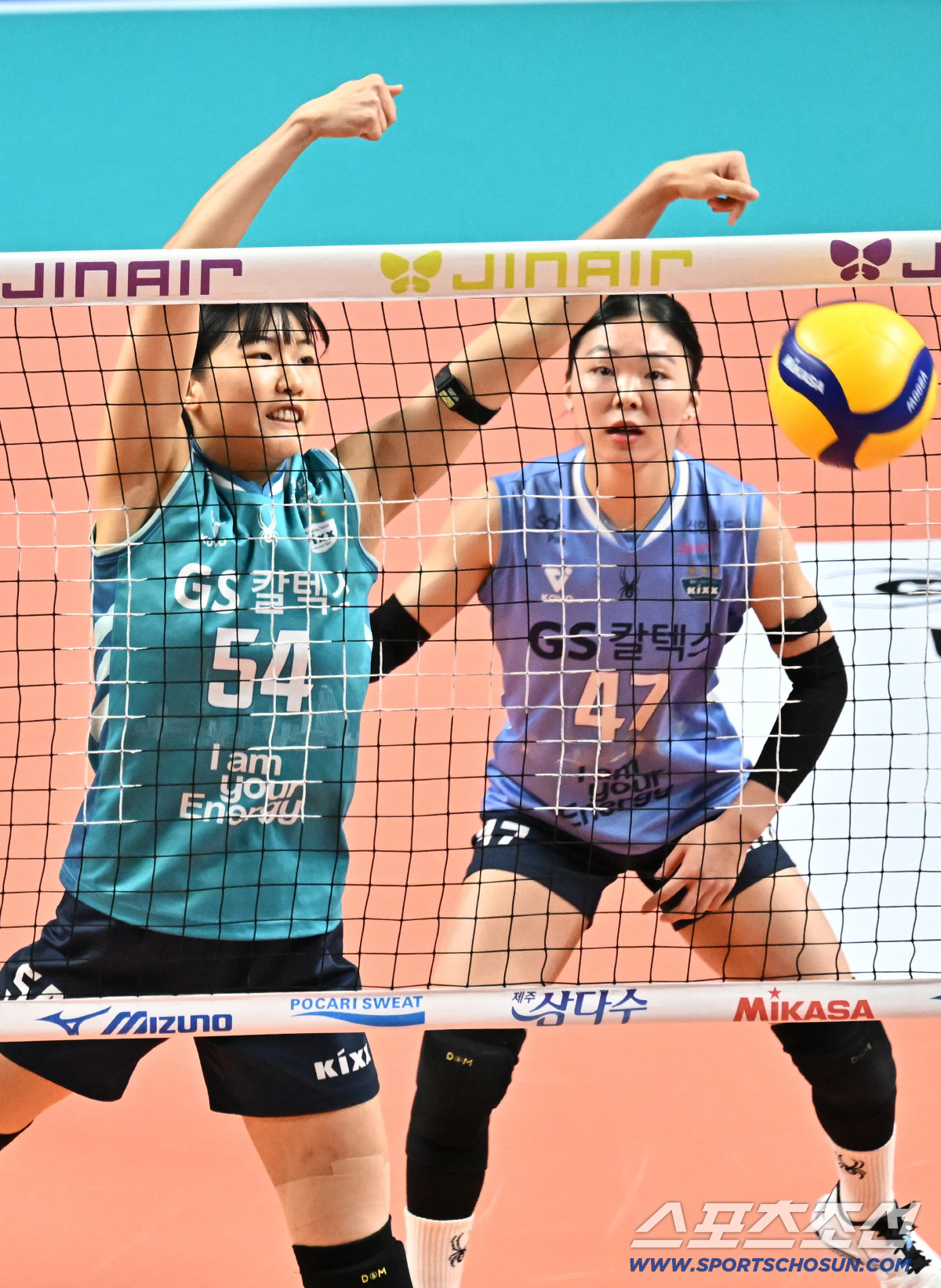 '실바 31득점 → 서브에이스 9개 융단폭격' GS칼텍스 4연승 질주…오…