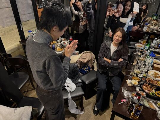 '솔로지옥5' 회식 현장..홍진경, 최미나수 만나 "작작 하세요" 사과