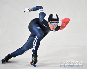 '빙속 신예' 구경민, 성공적인 올림픽 데뷔전...남자 1000m '톱10' 진입→조던 스톨츠 '올림픽 신기록'...
