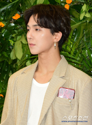 송민호, 군 복무 중 '102일 무단 탈영' 혐의…단 4일 출근한 달도 있었다