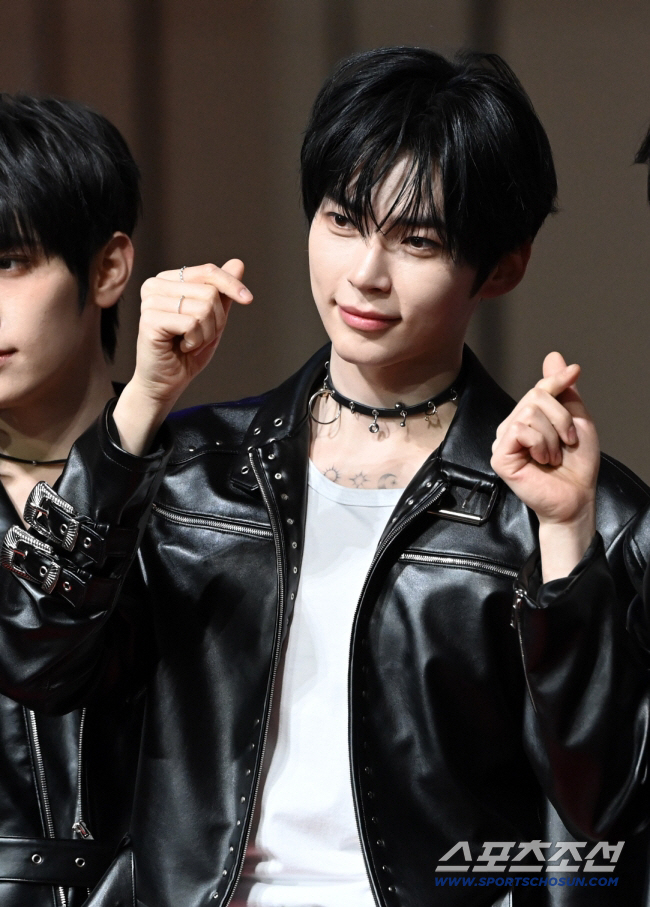 [공식]성한빈, 제로베이스원 남는다…5인조 '5베원' 재정비로 활동(전문)