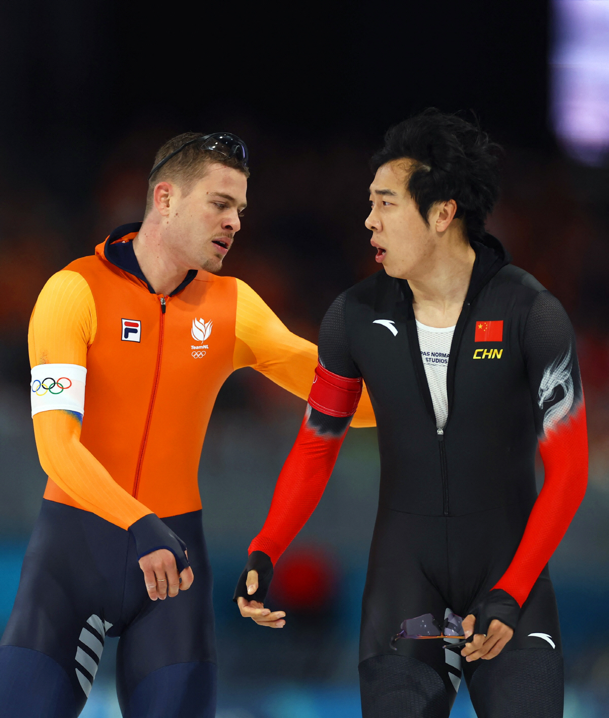 "정말 정말 억울합니다, 메달 빼앗겼다" 中 민폐 레이스에 '네덜란드 유…